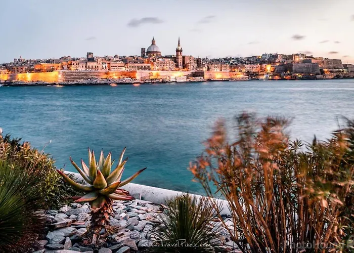 Sliema 3Br 2Bath Apartment 28