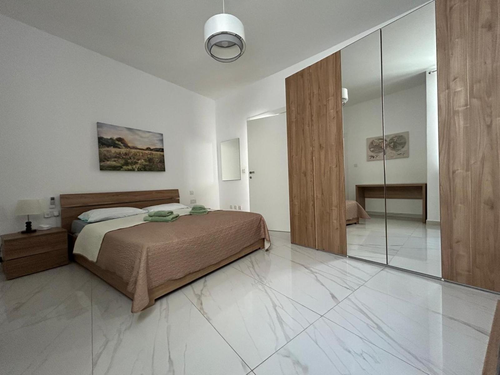 3br 2bath 28 Appartement Sliema